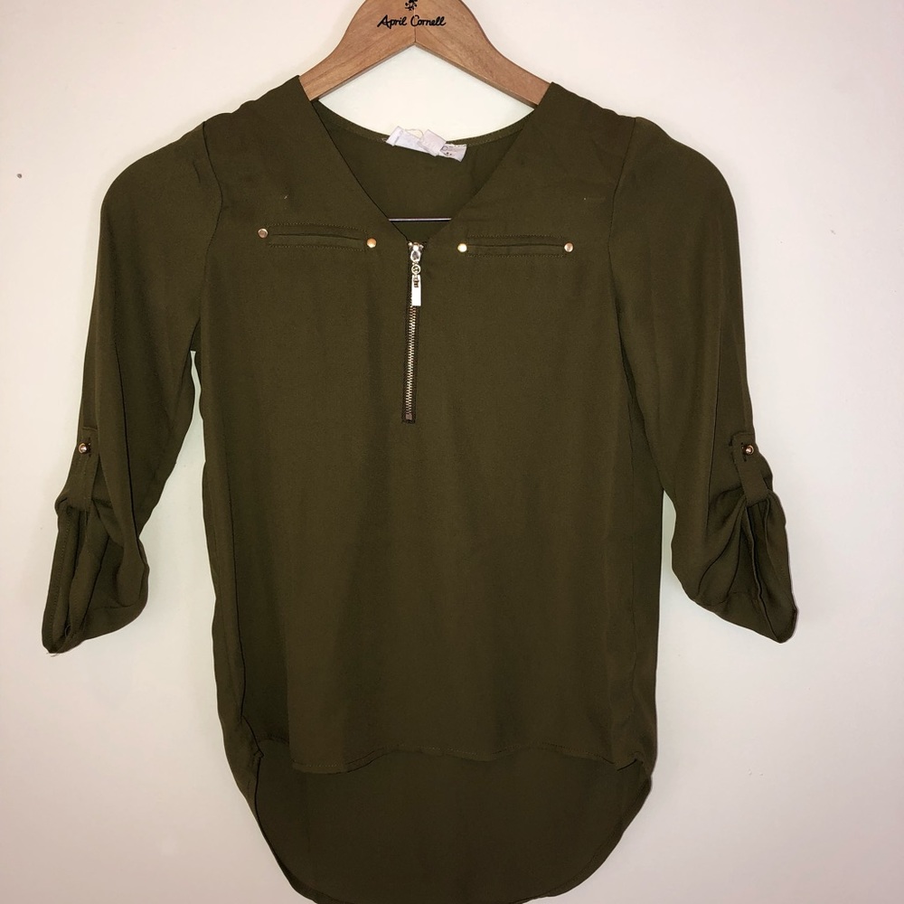 Navy green top